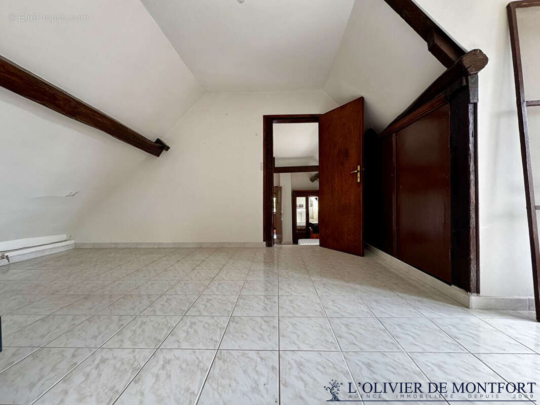 Maison à MONTFORT-L'AMAURY