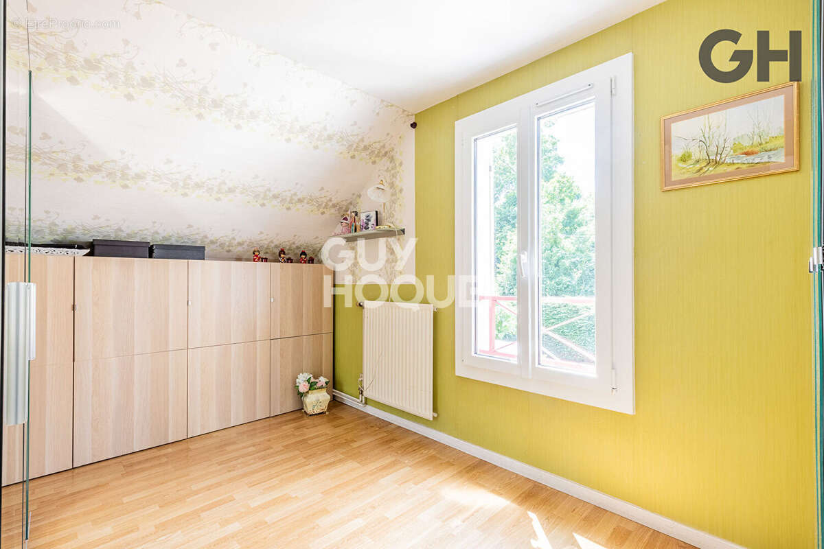 Maison à SOISY-SUR-SEINE