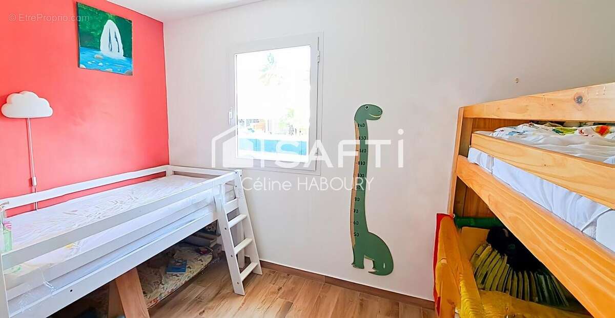 Appartement 64 m² à Baie-Mahault  - photo 5