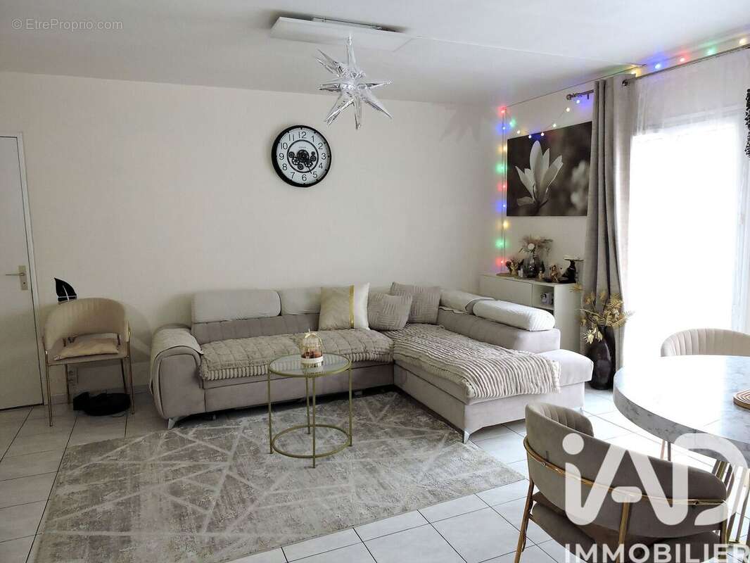 Photo 2 - Appartement à MONTIGNY-LE-BRETONNEUX