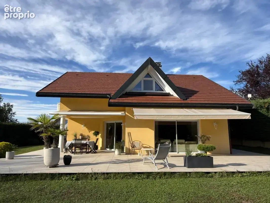 Maison à VIUZ-LA-CHIESAZ