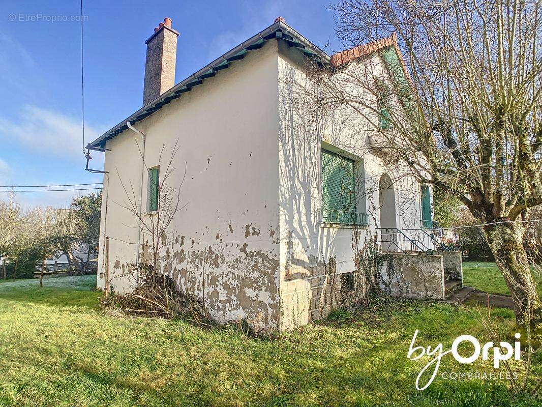 Maison à SAINT-ELOY-LES-MINES