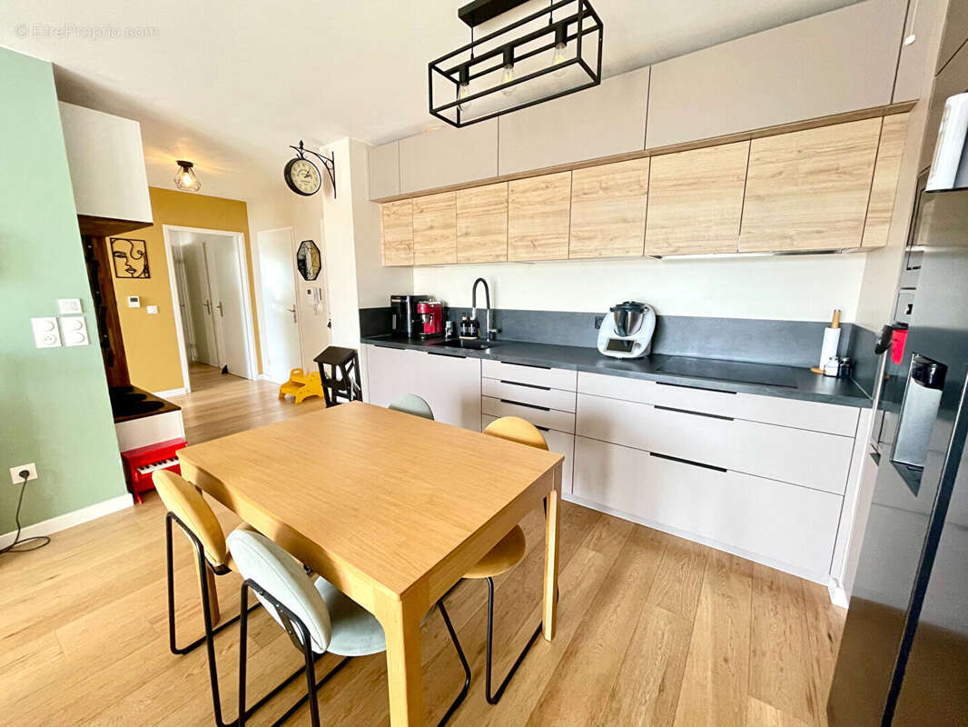 Appartement à COLOMBES