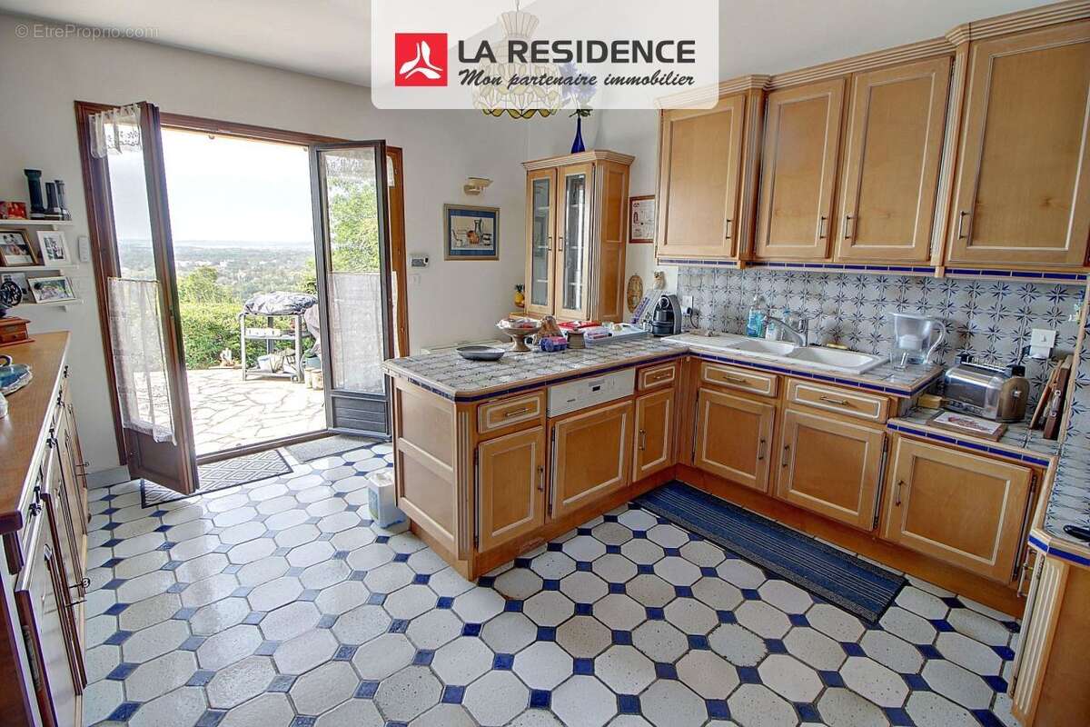 Maison à VAUX-SUR-SEINE