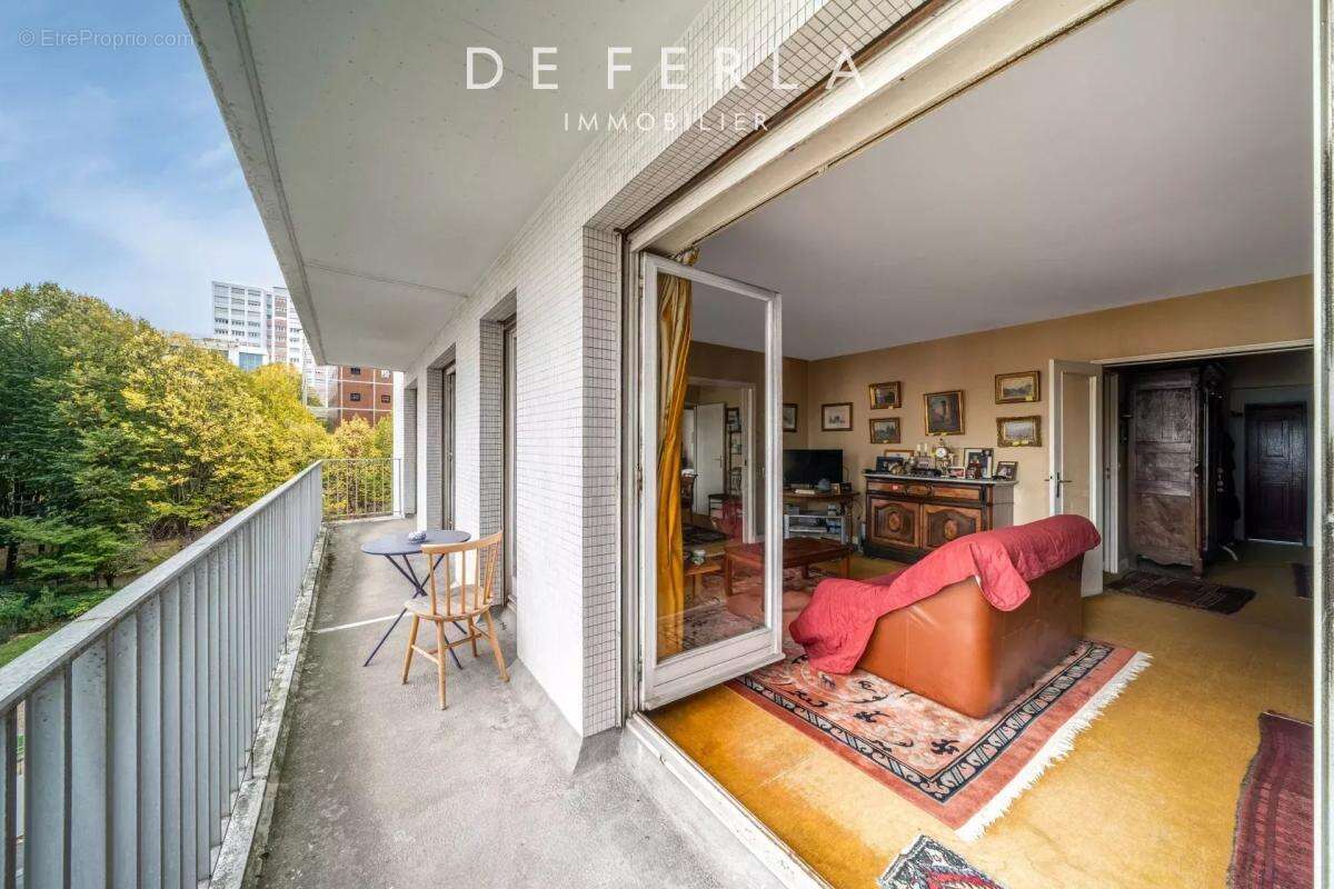 Appartement à PARIS-15E