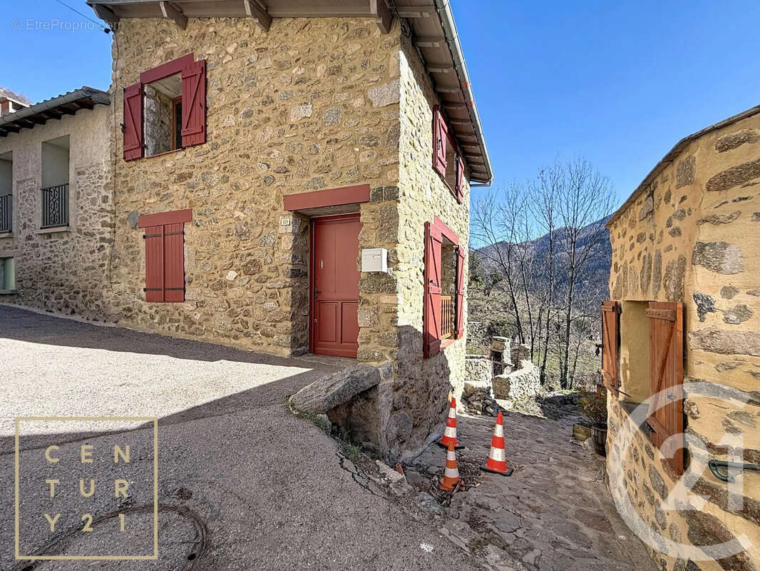 Maison à PY