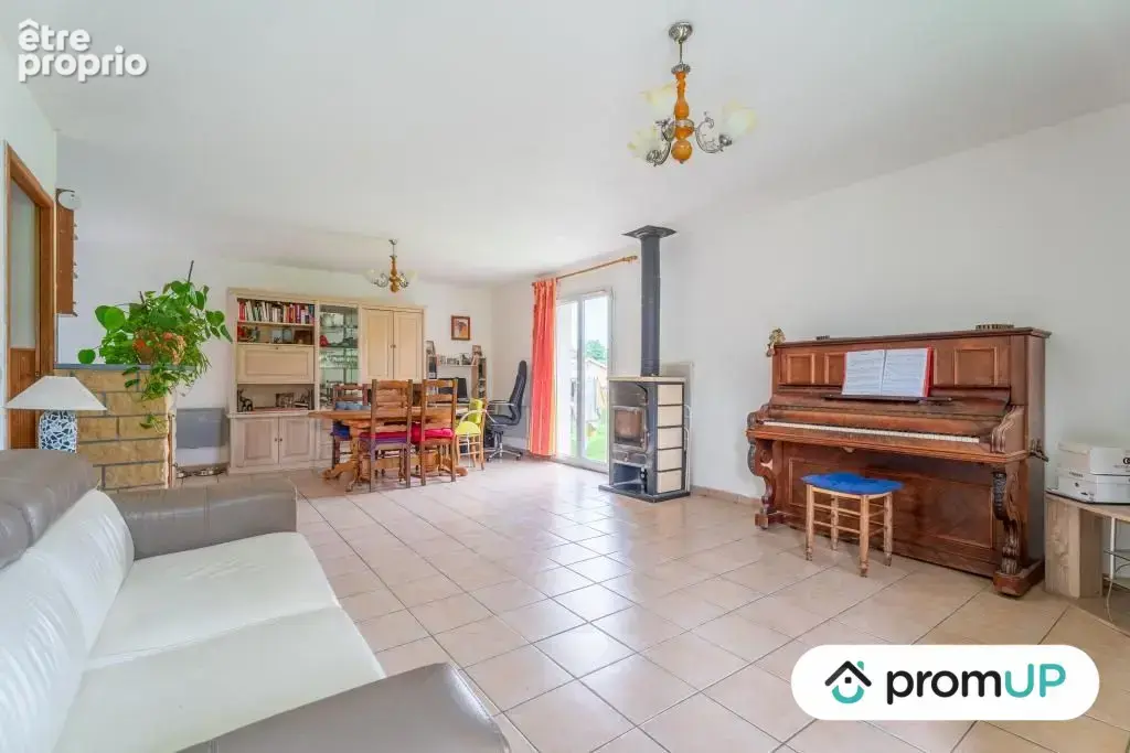Maison 5 pièces 106 m² à vendre à Duerne (69850) - photo 4