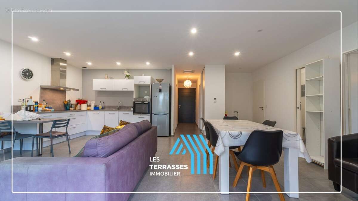 Maison à MONTELIMAR