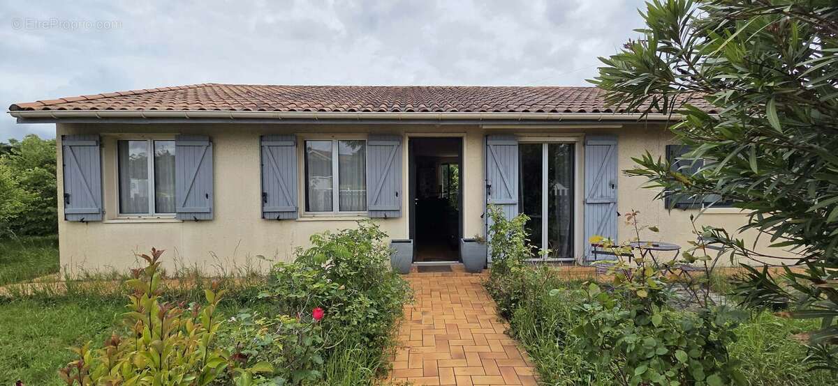 Maison à ARTIGUES-PRES-BORDEAUX