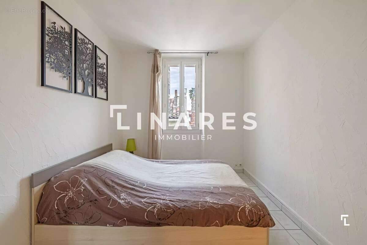 Appartement à MARSEILLE-3E