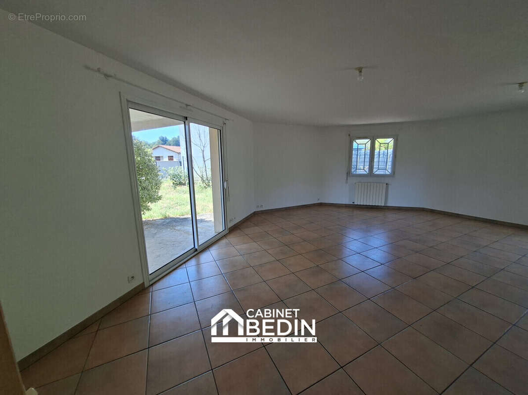 Maison 135 m² à Le Haillan  - photo 2