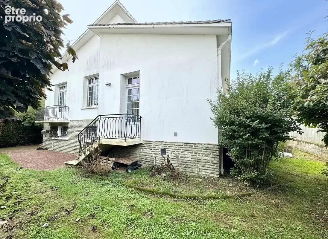 NIORT   Maison rénovée de 141 m2, 4 chambres, jardin et garage, proche des Halles et du Quai Métayer - photo 22