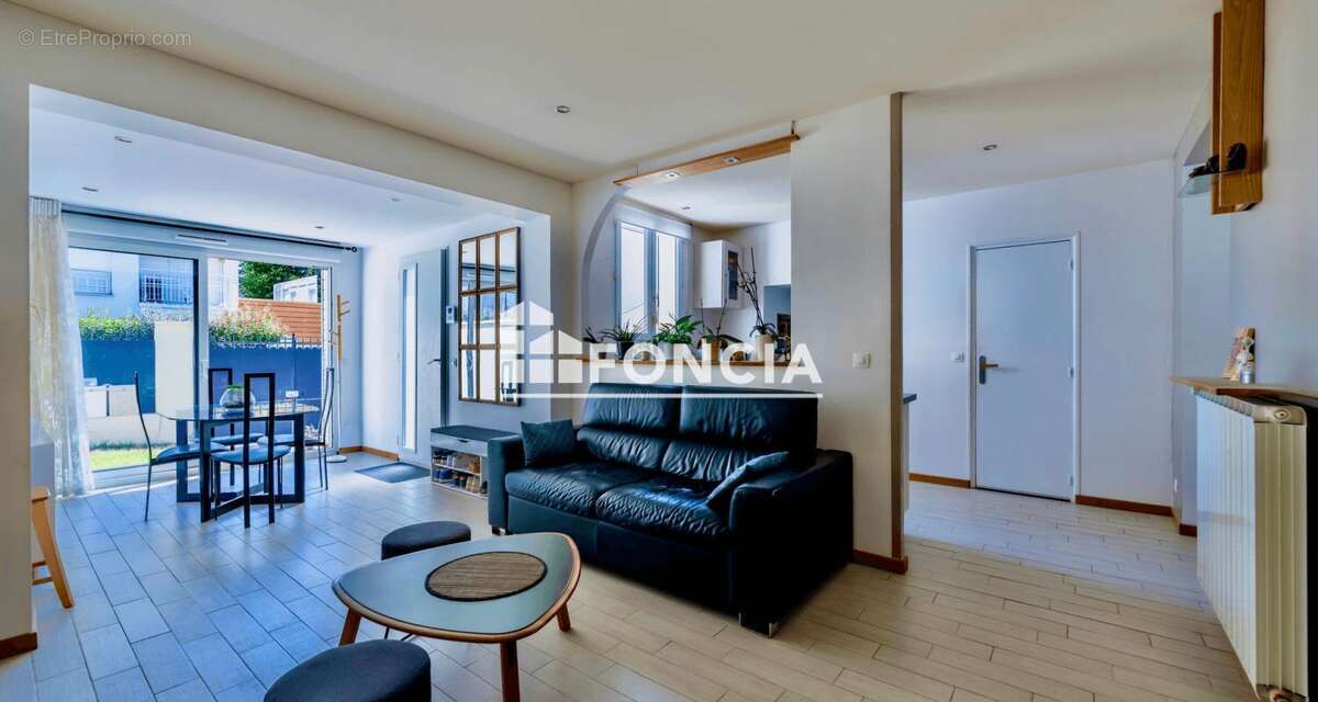 Charme, Confort et Emplacement Idéal à Châtenay-Malabry (Limite Le Plessis-Robinson) - photo 6