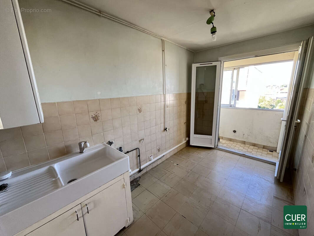 Appartement à BOURG-LES-VALENCE