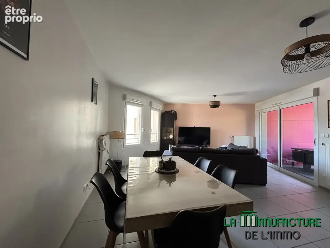 Appartement saint jean bonnefonds - t3 en rez de jardin de 72,11m2 avec terrasse et jardin - photo 9