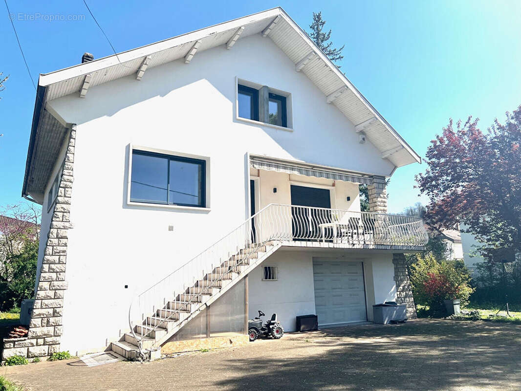 Maison à BOURGOIN-JALLIEU