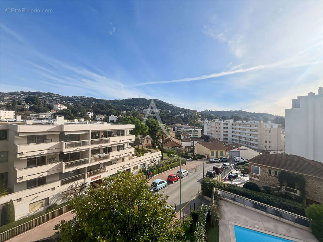 Appartement à LE CANNET