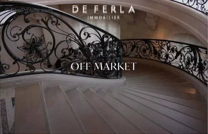 Appartement à PARIS-7E