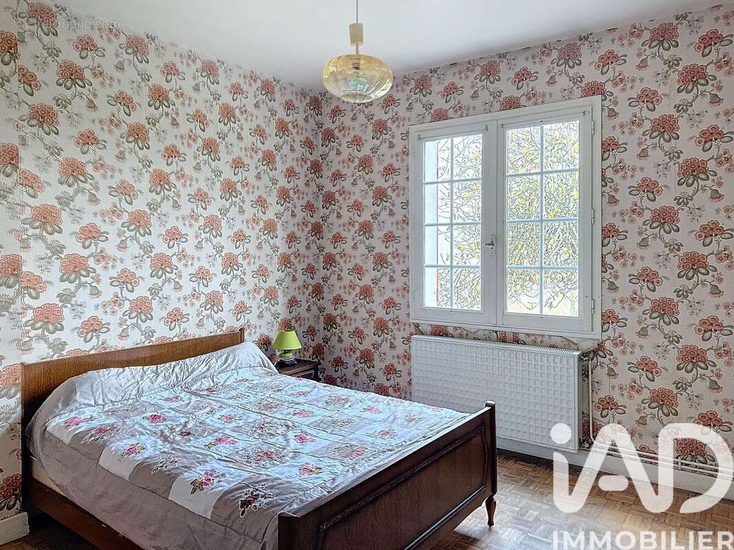Maison 162 m² à Tremons  - photo 8