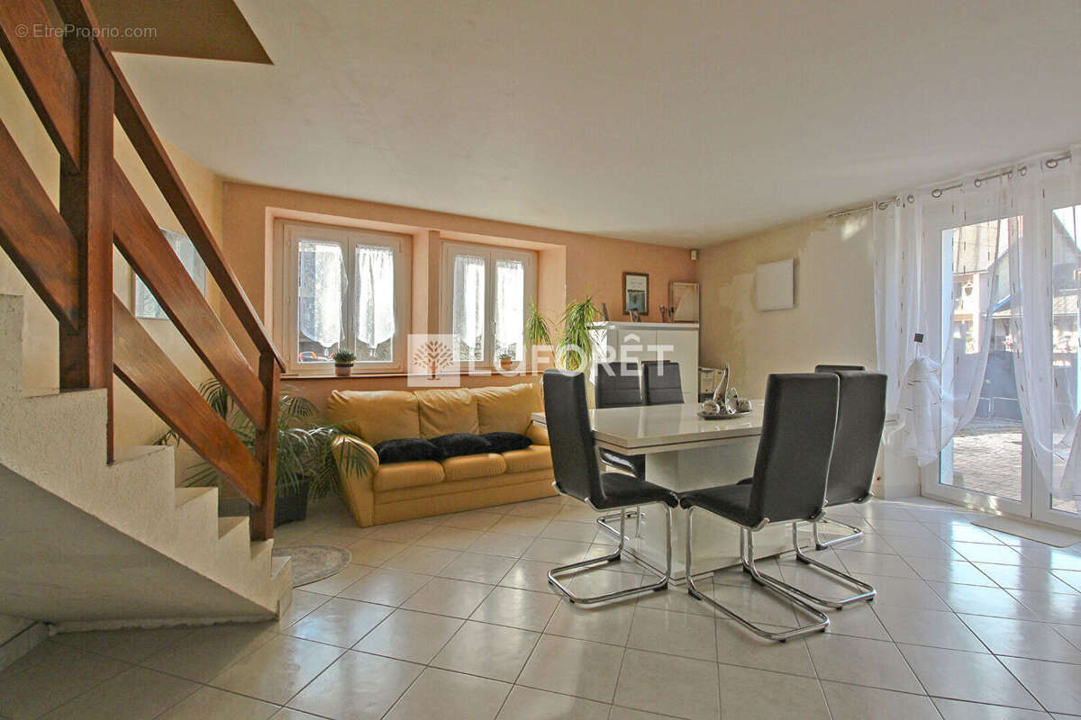 Maison à ARMOY