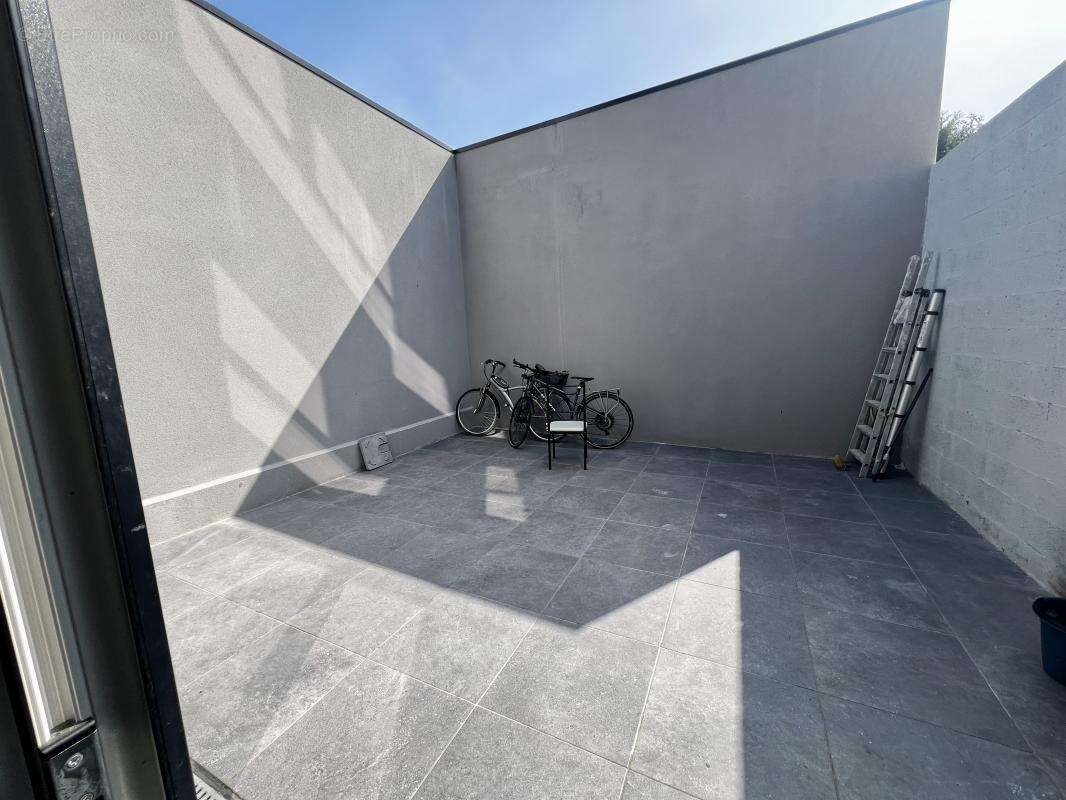Appartement à MONS-EN-BAROEUL