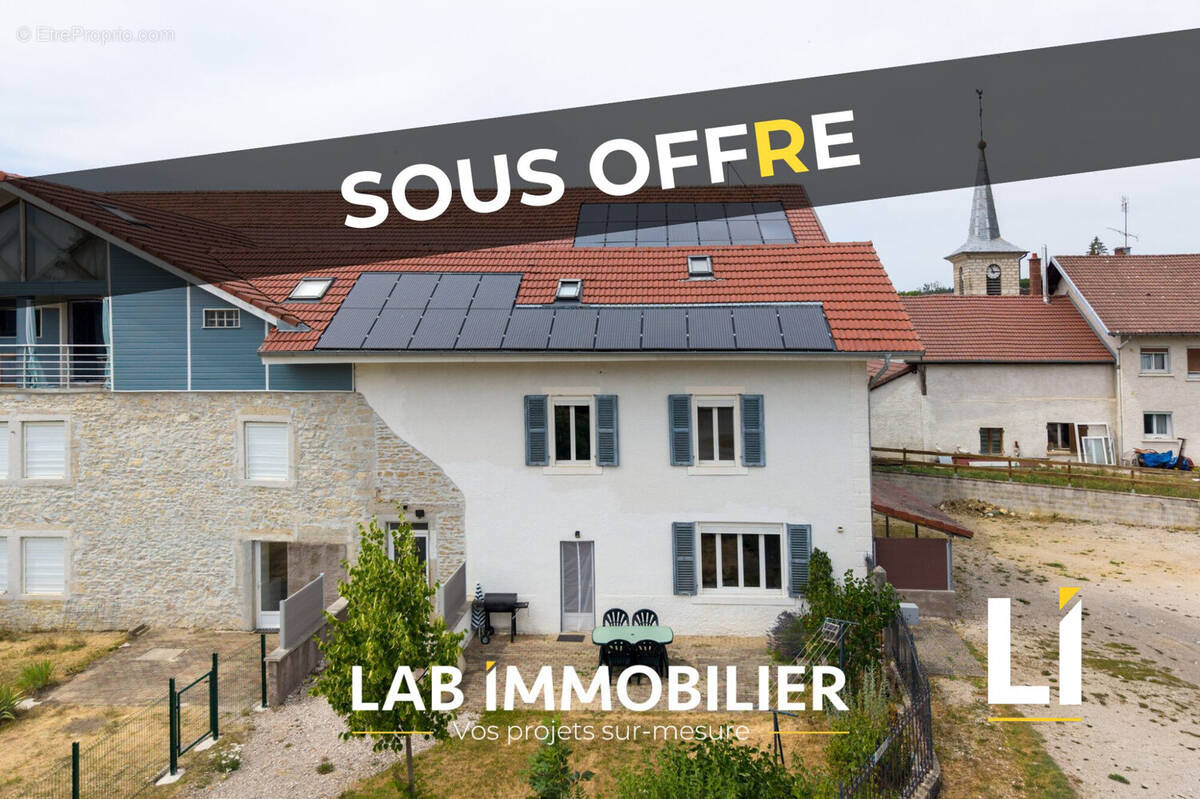 Appartement à FERRIERES-LE-LAC