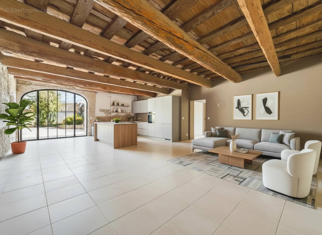 Maison à CHATEAURENARD
