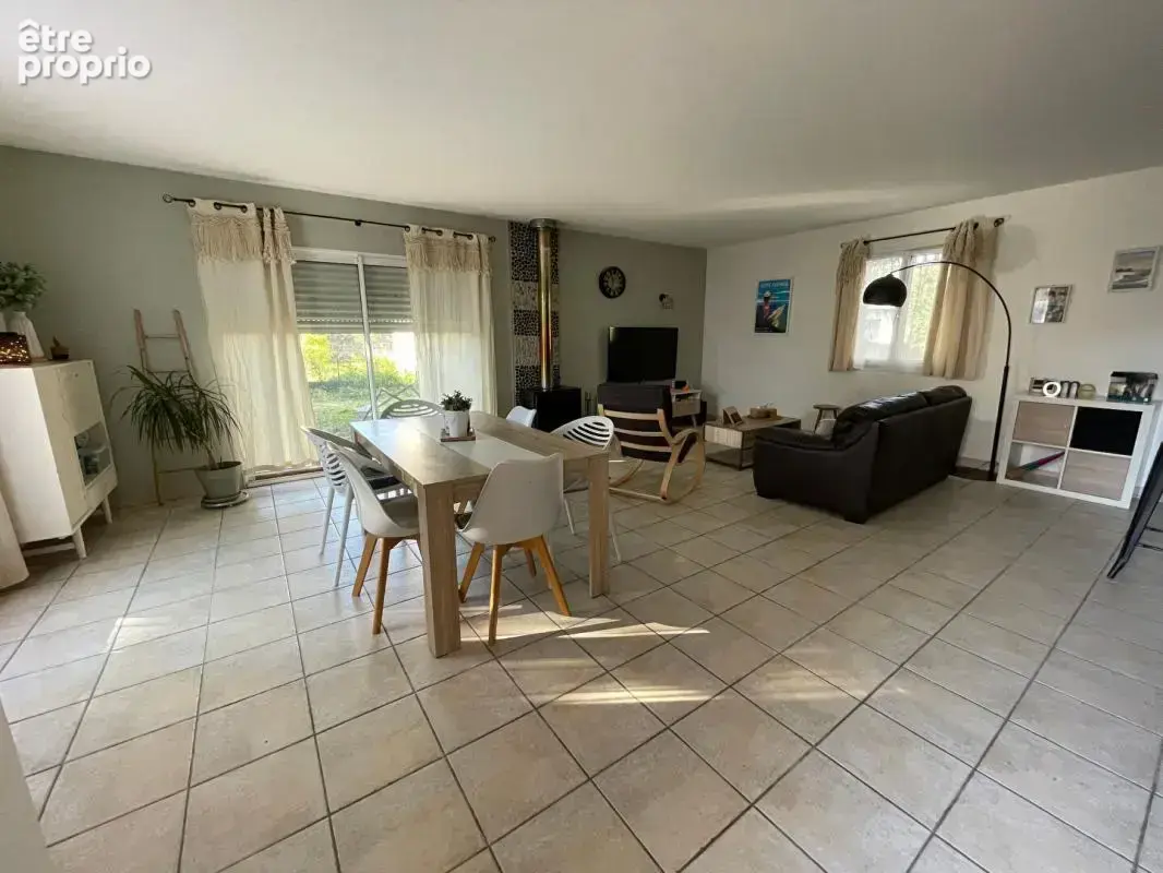 Maison Semussac 4 pièce(s) 98 m2 - photo 4