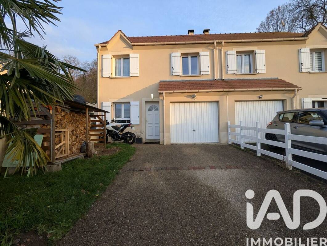 Photo 1 - Maison à BAULNE