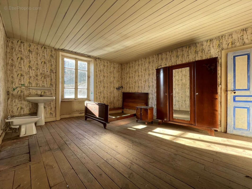Maison à MENET