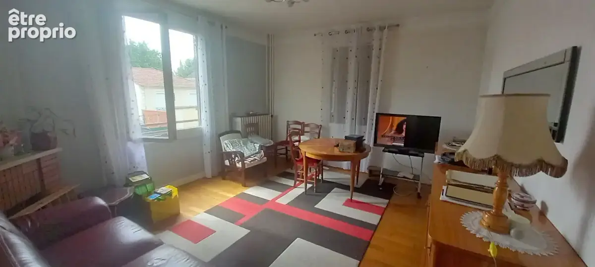 7 minutes rer, pavillon f5 1951 sur  433 m² - photo 2
