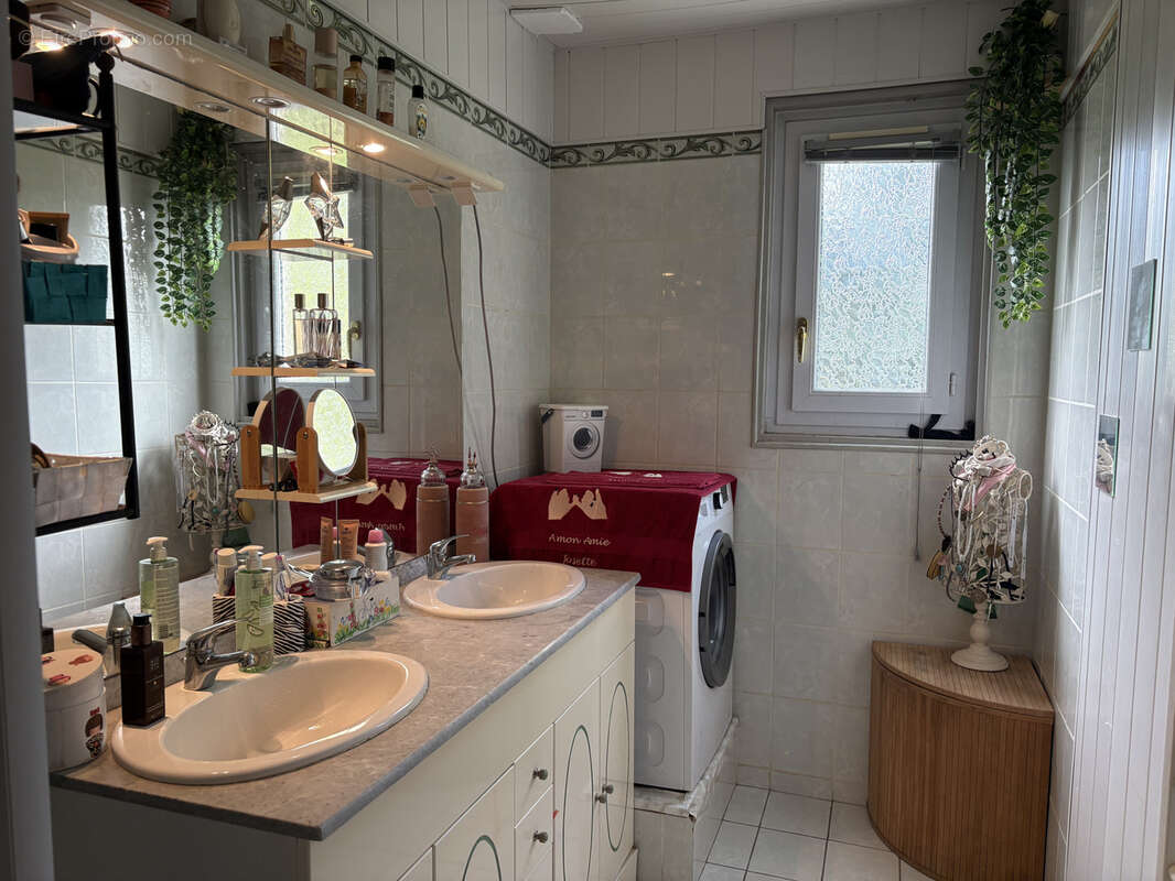 Maison à SAINT-REMY-SOUS-BARBUISE