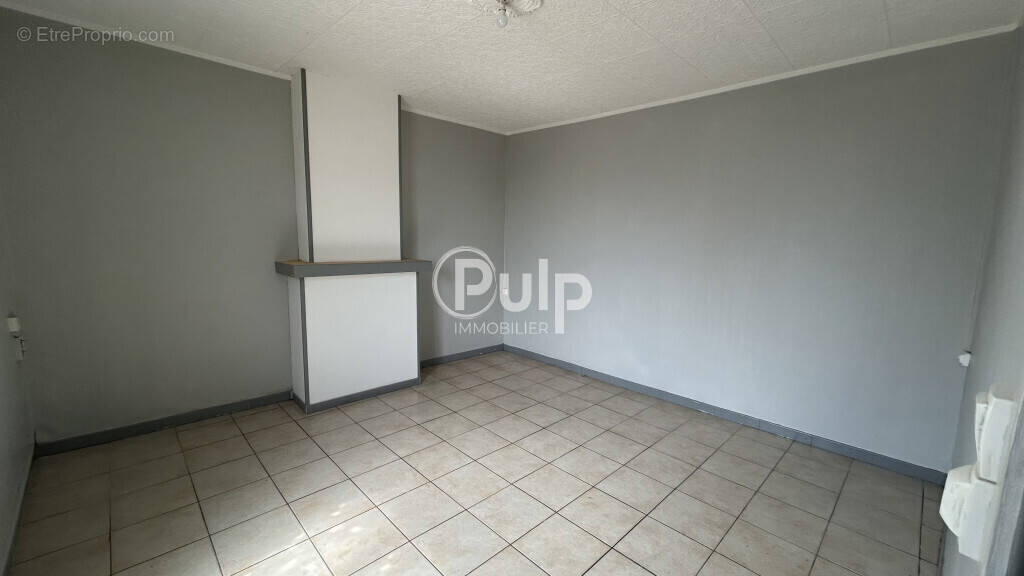 Maison à BRUAY-LA-BUISSIERE