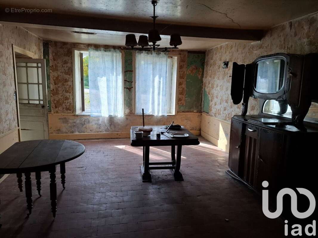 Photo 9 - Maison à MAUBERT-FONTAINE