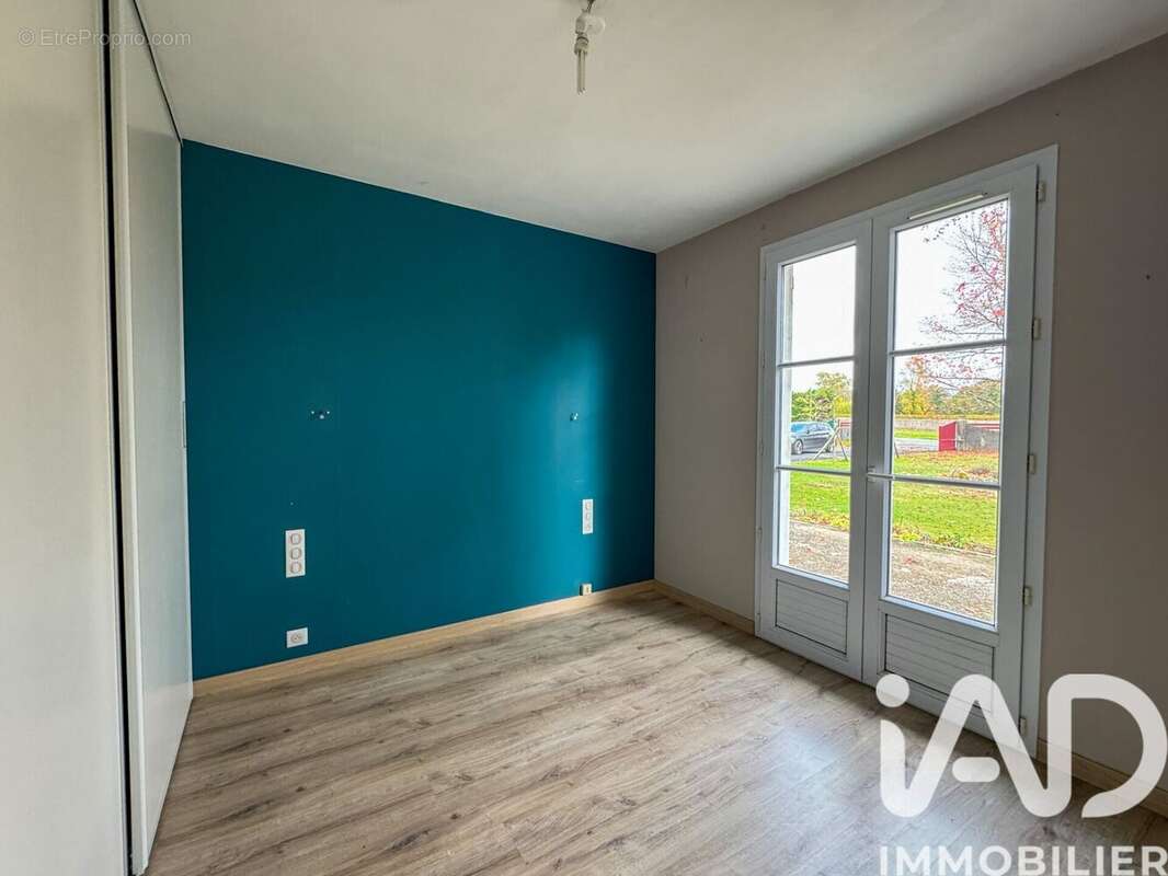 Photo 9 - Maison à LA LANDE-DE-FRONSAC