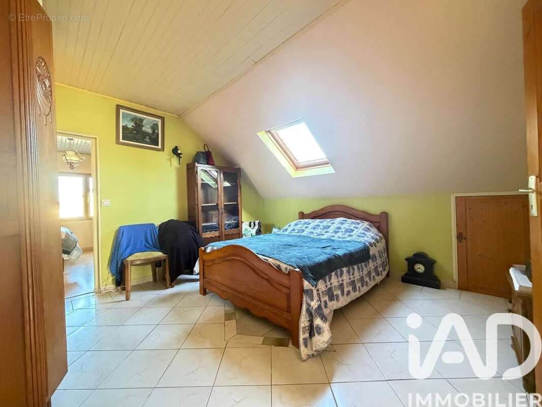 Photo 4 - Appartement à MENNECY
