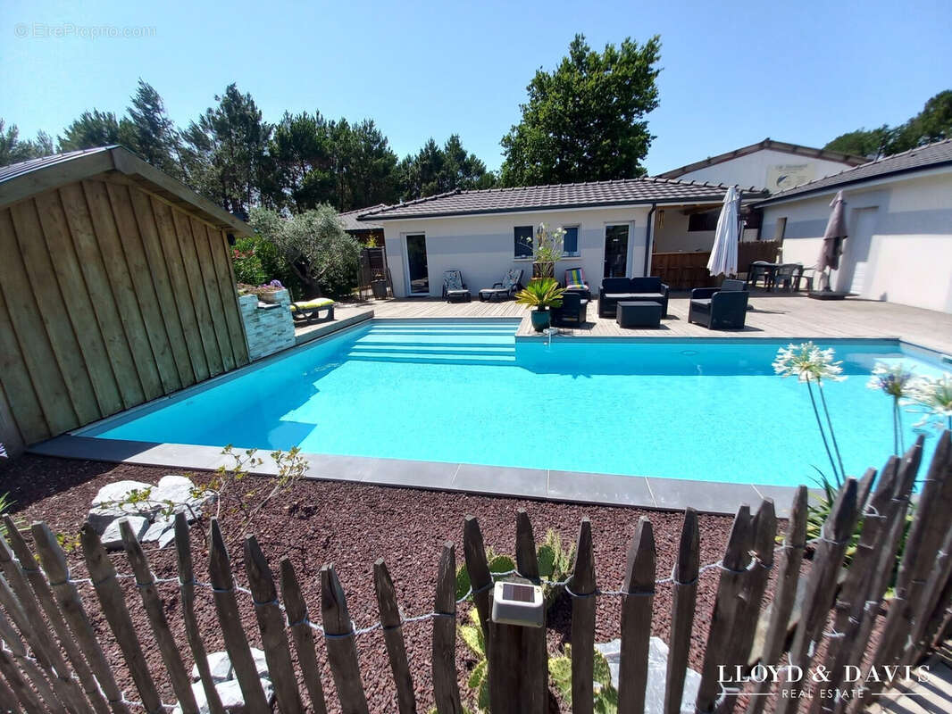 Maison à LACANAU