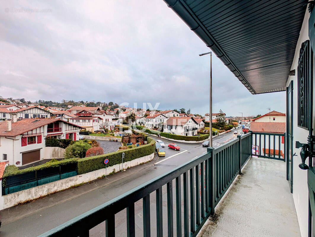 Appartement à URRUGNE