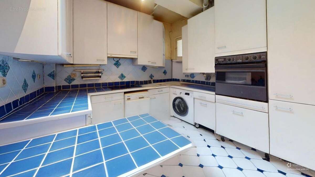 Appartement à PARIS-1E