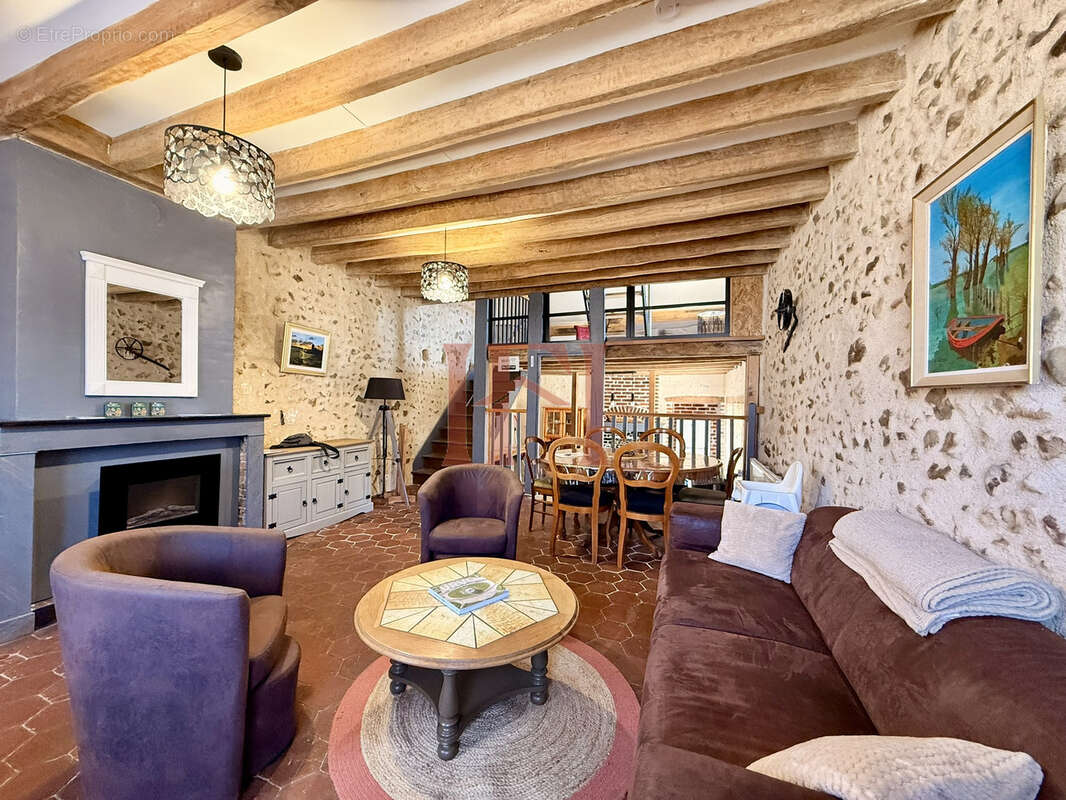 Maison à CLOYES-SUR-LE-LOIR