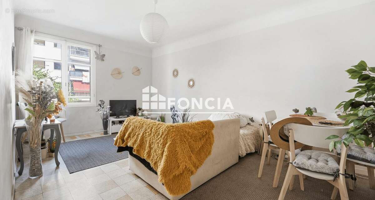 Nice Cernuschi : F3 loué de 57 m² avec cave, locataire en place jusqu'en 2027, investissement sécurisé - photo 4