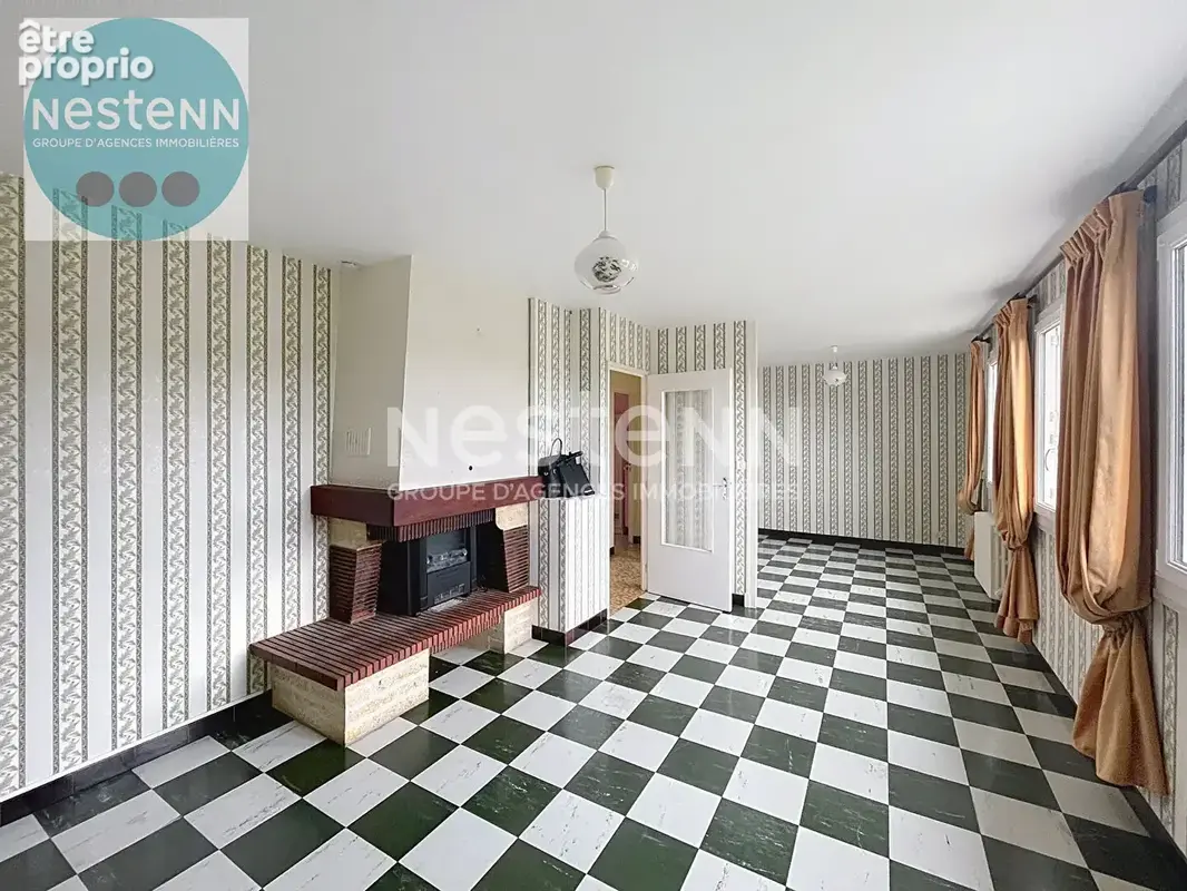 COUP DE COEUR - Pavillon à rénover de 112 m² - 2 chambres -  Calme, verdure et beau potentiel à VALENCISSE!! - photo 5