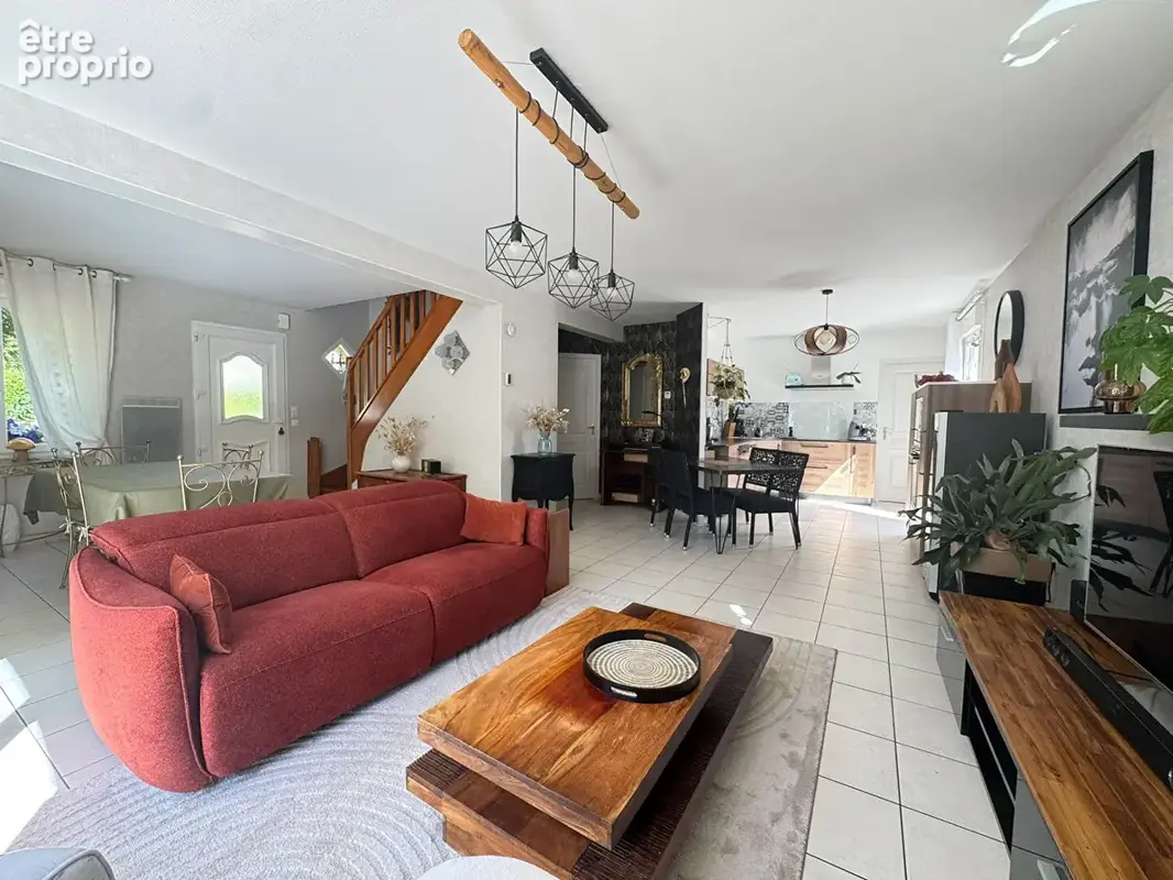 Maison familiale  de 5 pièces avec jardin _ Clermont Créans - photo 5