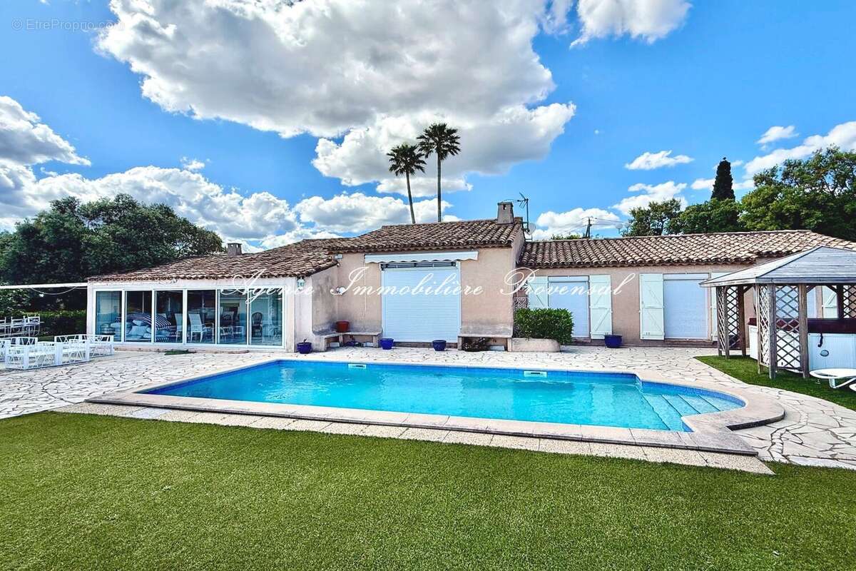 Maison à SAINTE-MAXIME