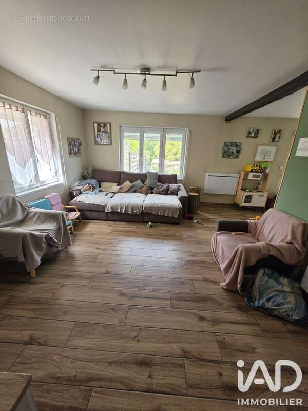 Maison 169 m² à Mareuil-Le-Port  - photo 5