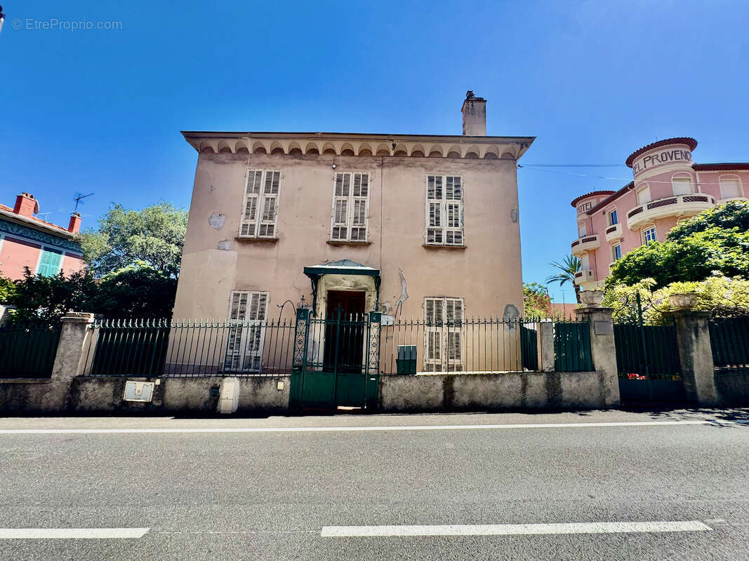 Appartement à VILLEFRANCHE-SUR-MER
