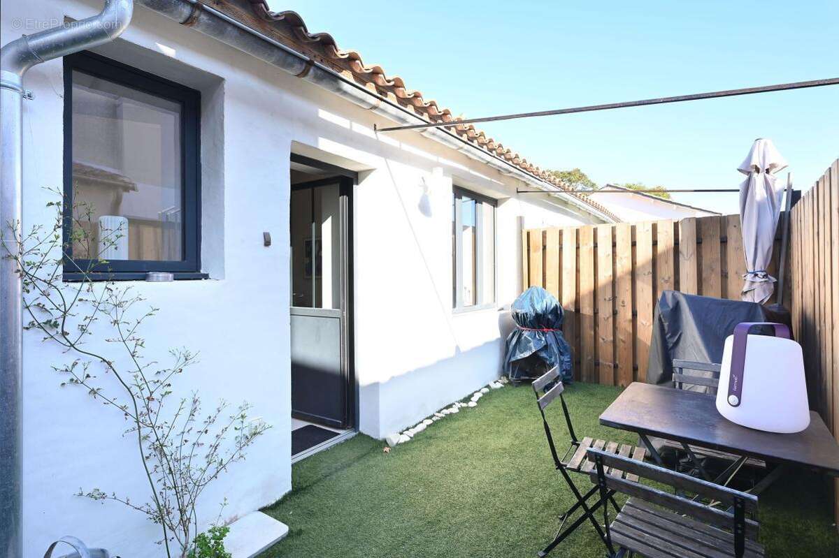 Maison à LA FLOTTE