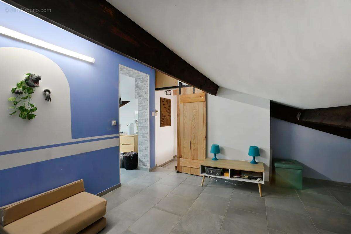 Maison à SAINT-CHRISTOL-LES-ALES