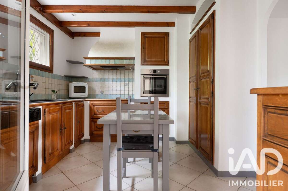 Maison 143 m² à Gaillac  - photo 7
