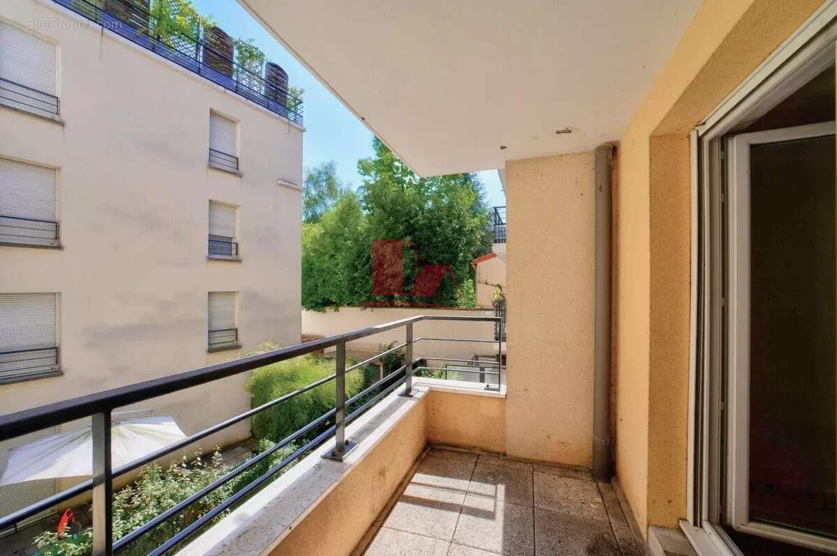 Appartement à CHATILLON